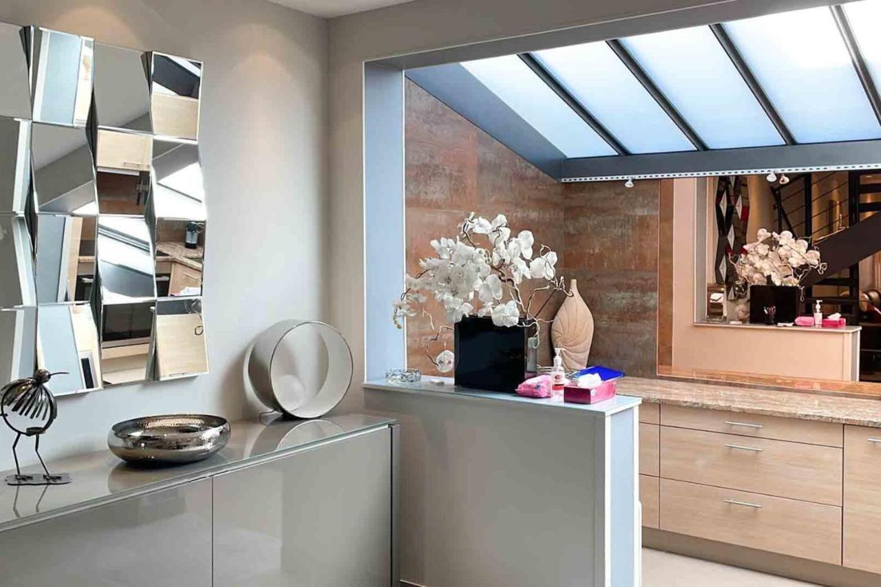 Charming Townhouse With Garden In The City Of Love Parigi Esterno foto