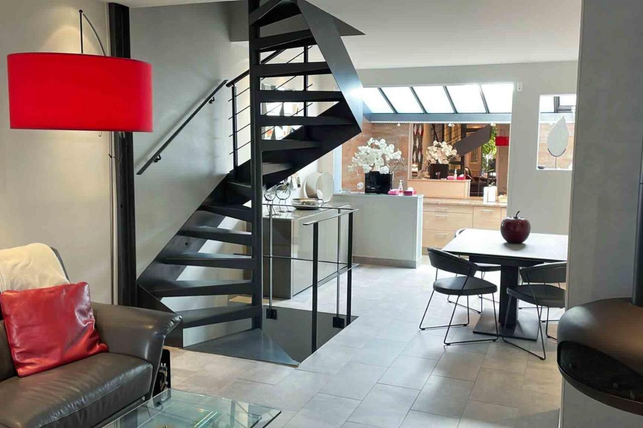 Charming Townhouse With Garden In The City Of Love Parigi Esterno foto