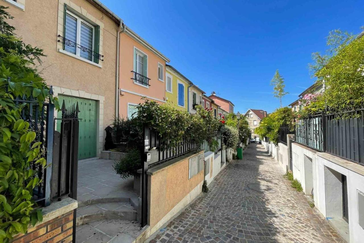 Charming Townhouse With Garden In The City Of Love Parigi Esterno foto