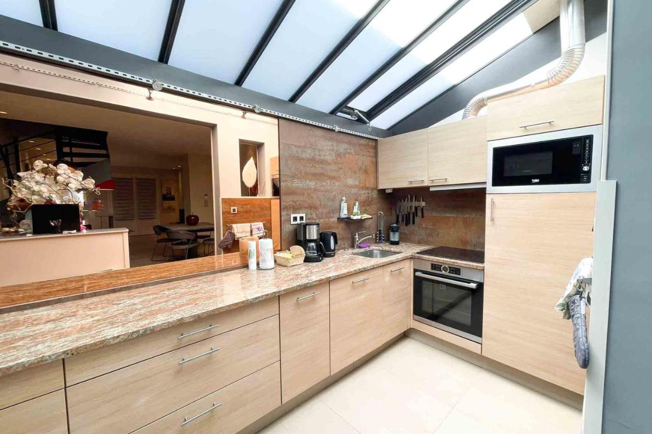 Charming Townhouse With Garden In The City Of Love Parigi Esterno foto